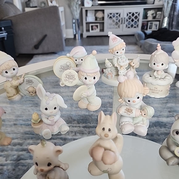 Bundle of 23 Birthday Club Precious Moments. - Picture 4 of 9